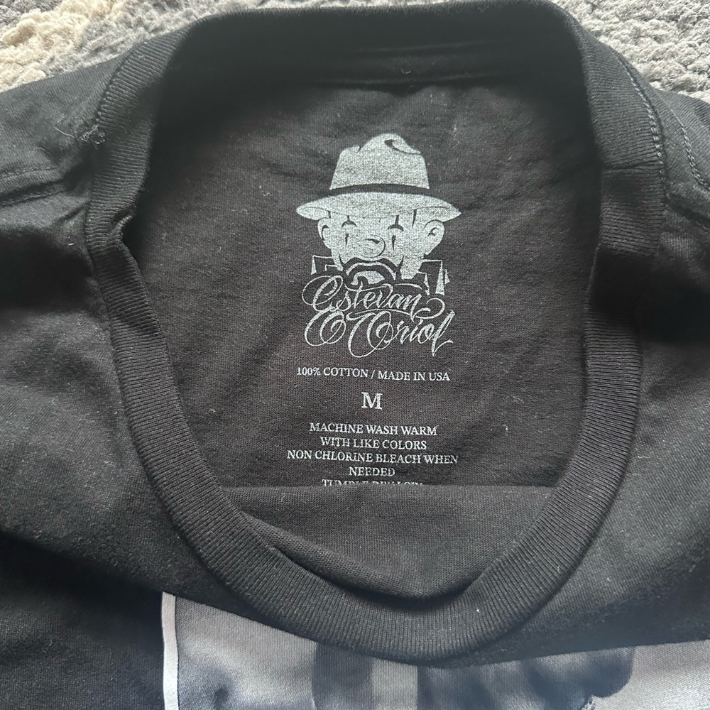Estevan Oriol “ La Hands” T-Shirt View 2